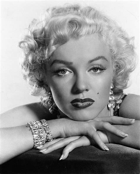 12,485 Marilyn Monroe Photos & High